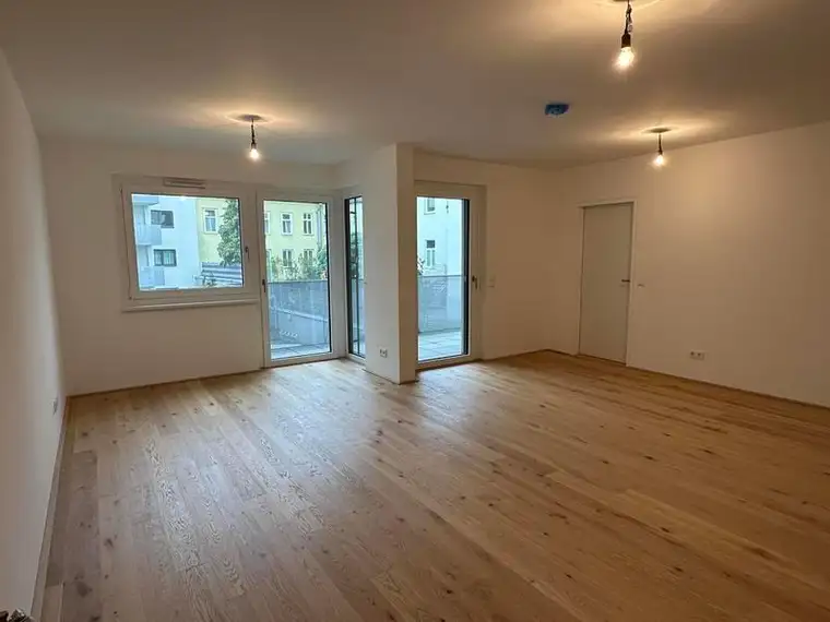 Alexander Breinhölder, FAMILIENWOHNBAU gemeinnützige Bau- und Siedlungsges.m.b.H.