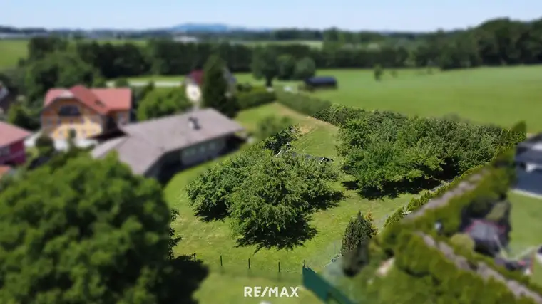Baugrund sucht Interessenten für Doppelhaus