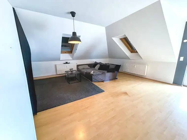 Wunderbare Eigentumswohnung mit Balkon in Bad Gleichenberg ...!