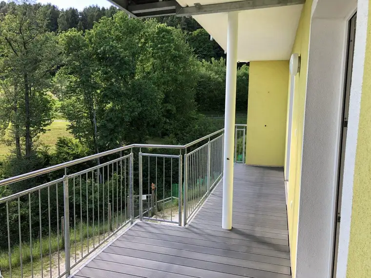 Wohnen, wo andere Urlaub machen – Mietwohnung mit Balkon in Oberneuberg...!