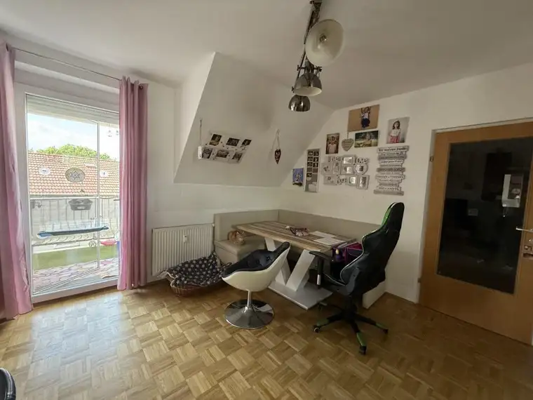 Wohnen im Herzen von Fehring – 3 Zimmer, Balkon &amp; top Infrastruktur...!