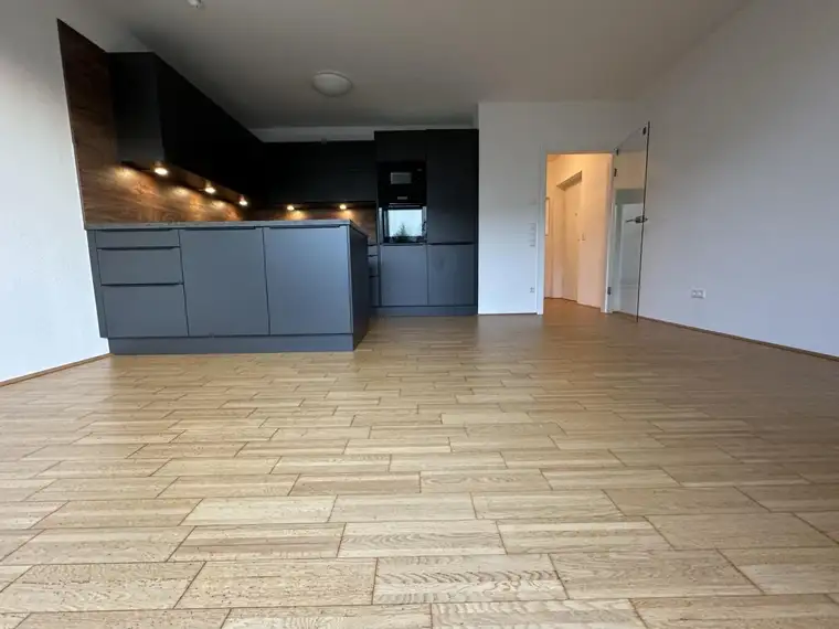 Helle Erdgeschosswohnung mit Garten am Ruckerlberg ...!