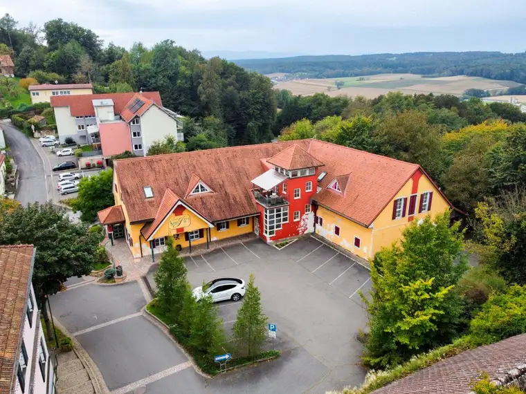 Tradition trifft Potenzial – Gastronomieimmobilie im Herzen von Jagerberg ...!