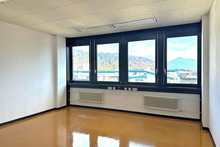 Büroraum (mit Parkplatz) in Kufstein