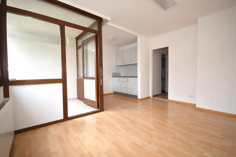 Büro/Office in Ruhelage von Saggen