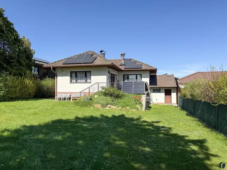 Einfamilienhaus in idyllischer Lage
