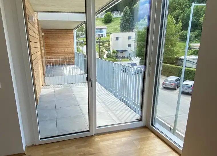 Nähe Straßganger Bad: 2-Zimmer Neubauwohnung mit Balkon, Miete inkl. Heizkosten 
