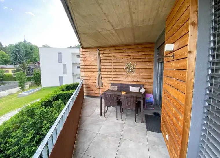 2-Zimmer Neubauwohnung mit Balkon, Blick ins Grüne Nähe Straßganger Bad 