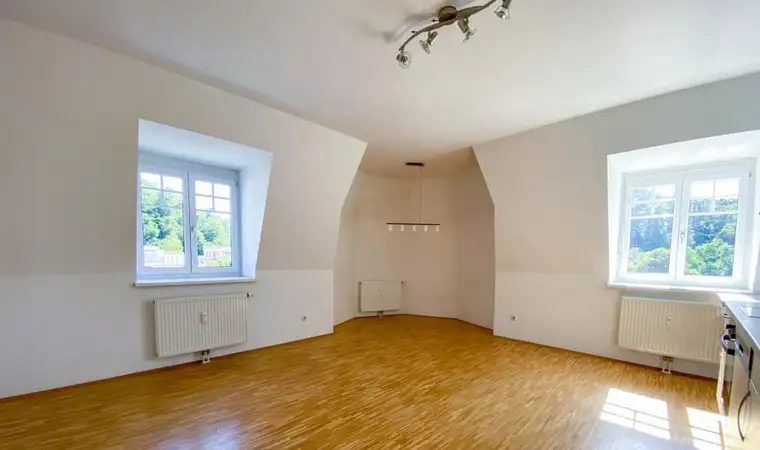 sonnige 2 Zimmerwohnung in Mariatrost 
