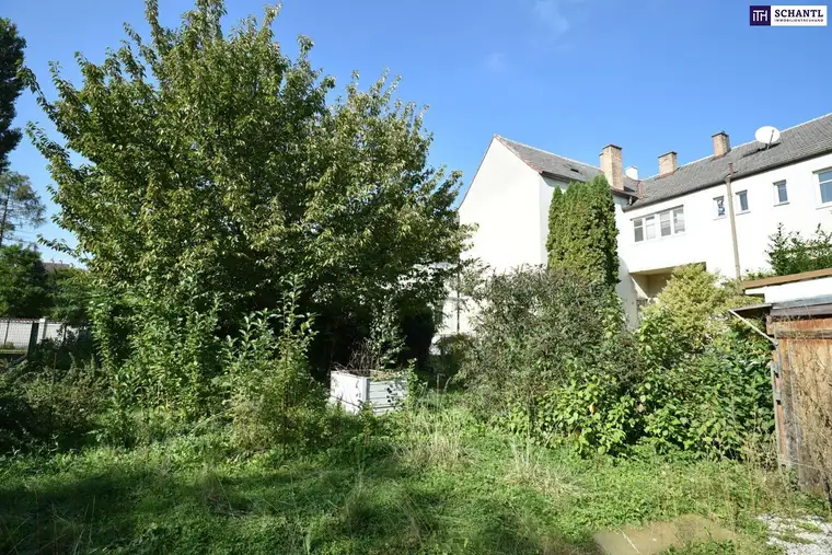 NEUER PREIS! Ruhiges Grundstück mit aufrechter Baugenehmigung für ein Einfamilienhaus!