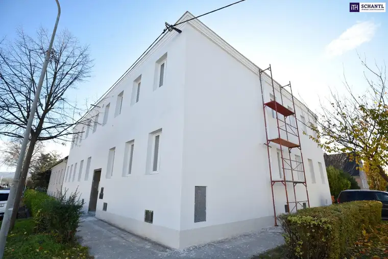 Attraktiver Rohdachboden mit Baugenehmigung in top Lage!
