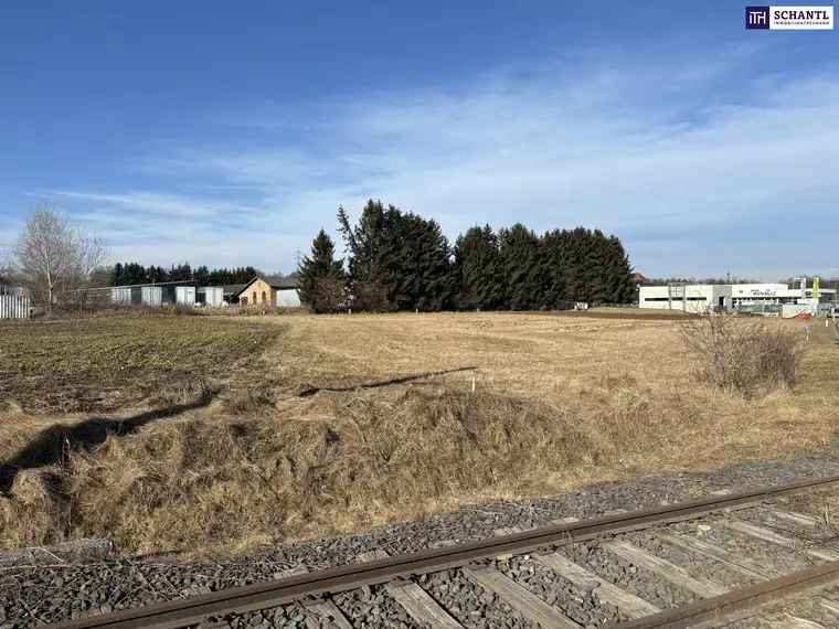 ++ LAGE, LAGE,LAGE++ INDUSTRIEGRUNDSTÜCK mit BAHNANSCHLUSS und enormen ENTWICKLUNGSPOTENTIAL ++ GFL ca. 32.481 m² ++ BD A - I1 0,2 - 1,0 ++
