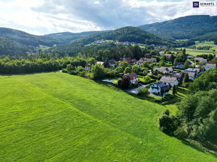 TRAUMHAFTER BAUGRUND IN WEINITZEN! Leben im idyllischen Umland nur 5 Minuten von Graz entfernt! Geheimtipp für das perfekte Eigenheim!