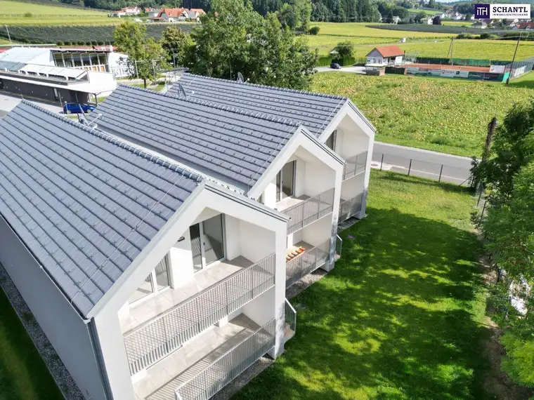 Ankommen. Aufatmen. Im Grünen Zuhause sein. Ein modernes Reihenhaus mit sonnigem Garten &amp; Raum zum Leben.