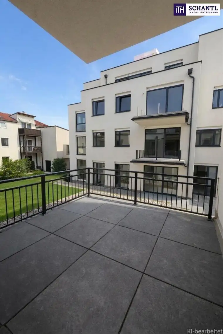 Elegante 4 Zimmer im Erstbezug mit viel Ruhe und süßem Balkon!