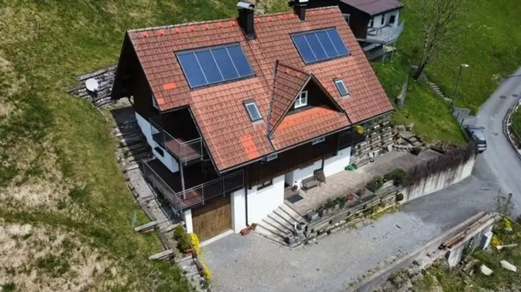 Wohn- und Ferienhaus mit 974m² Grundstück im sonnigen Ferienort Ebnit, oberhalb von Dornbirn!