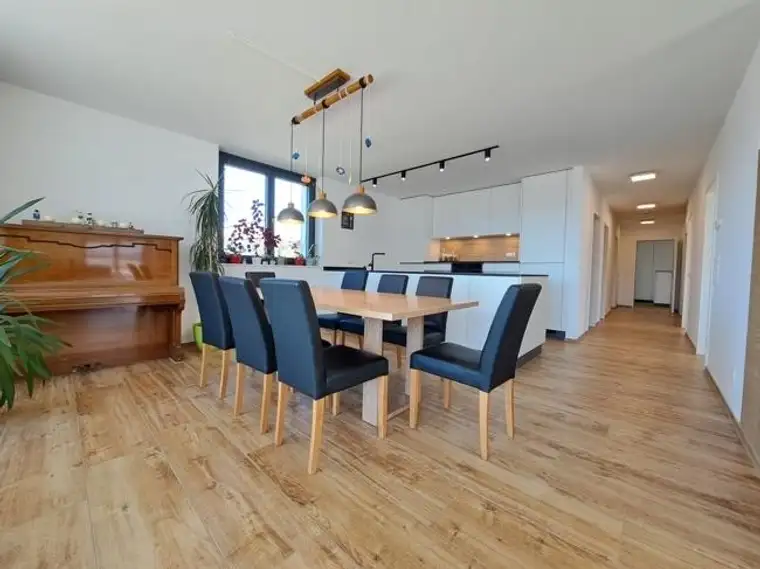 Wunderschönes Penthouse mit 156m² großer Dachterrasse in Dornbirn!