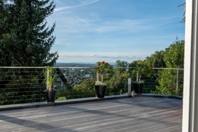Exklusive Villa in Hanglage mit sensationellem Ausblick in Dornbirn zu verkaufen!