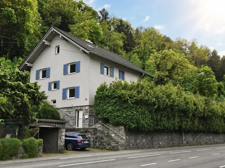 Großzügige Liegenschaft mit zwei Wohneinheiten und 1.513m² Grundstücksfläche in Feldkirch-Tisis