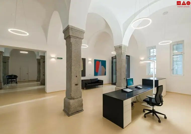 548 m² neuwertige, voll ausgestattete barrierefreie XXL-Büro-/Geschäftsfläche in den Dragoner Höfen Wels mit weitreichendem Mitgestaltungsfreiraum!