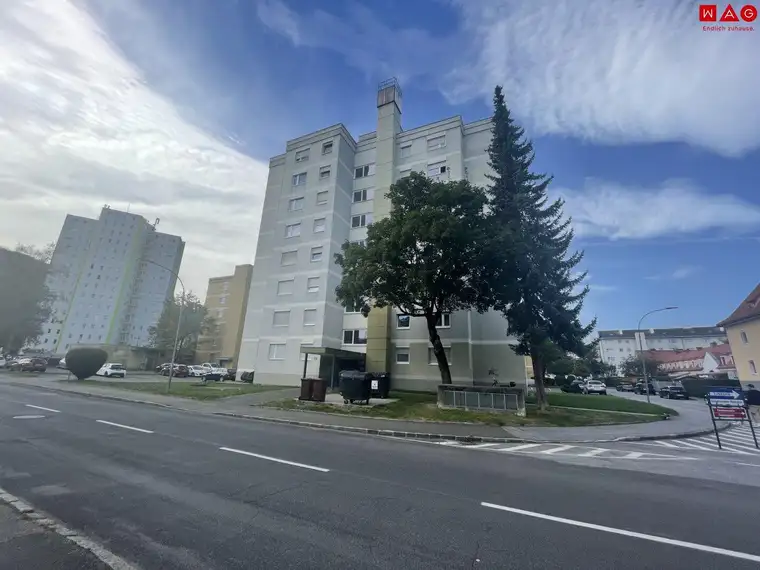 Eigentum statt Miete zahlen! - Preiswerte Eigentumswohnung mit Balkon &amp; Lift!