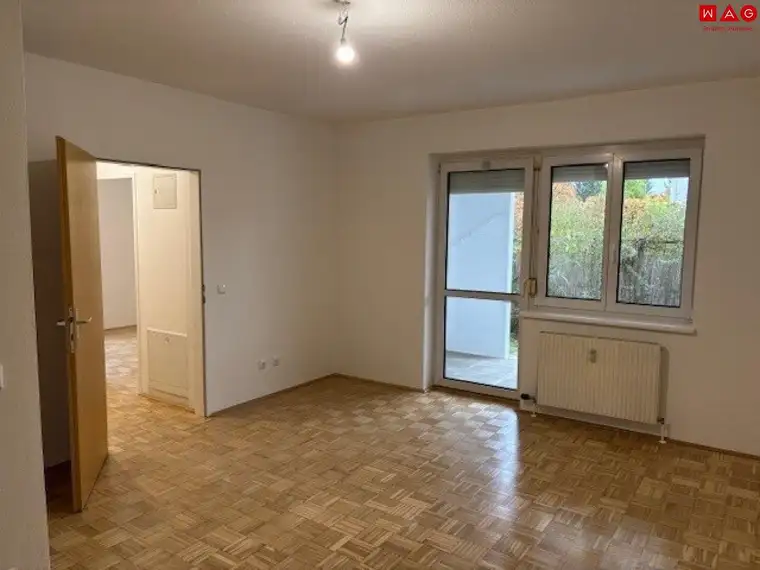 Bezaubernde 2-Raum Wohnung mit Terrasse u. kleinem Garten in idyllischer Grünlage - Top-Infrastruktur! Ab SOFORT zu beziehen!