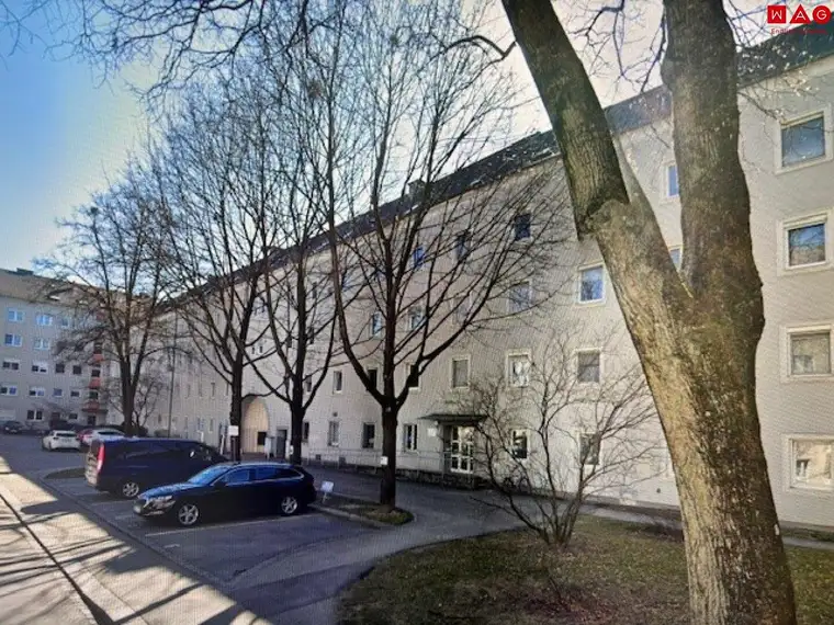 Moderne und eingerichtete Büro-/Ordinations-/Geschäftsfläche am nachgefragten Bindermichl mit bester Infrastruktur, bestehend aus 5 Räumen und 2 WC's!