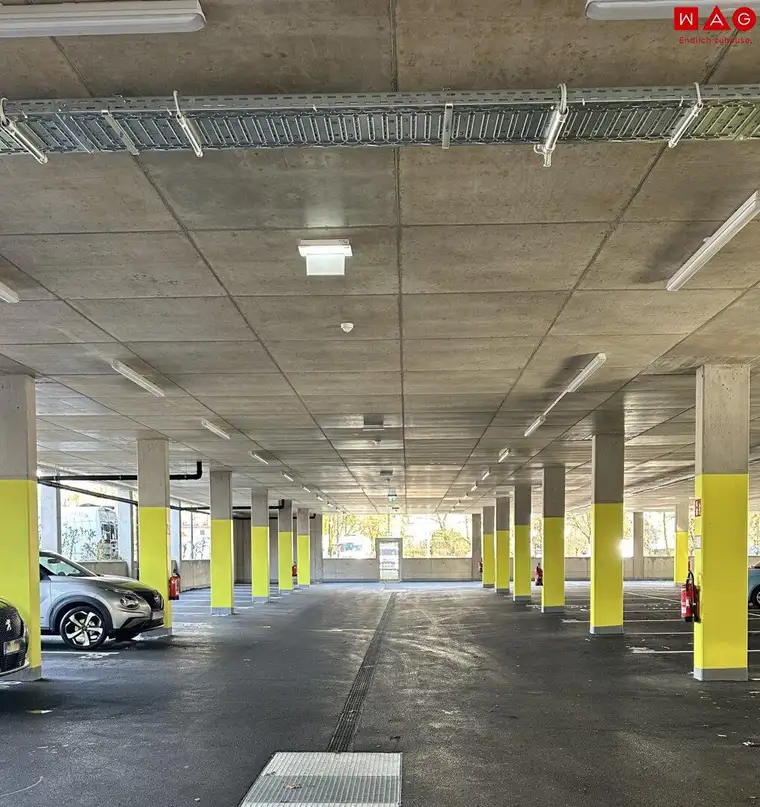 FRÜHLINGSAKTION: 2 Monate mietfrei! Witterungsgeschützter sicherer Auto-/Campingabstellplatz im neuen Parkdeck Albert-Schöpf-Straße! Möglichkeiten für E-Ladestation und Behinderten-Parkplätze vorhanden – nur noch wenige Plätze verfügbar!
