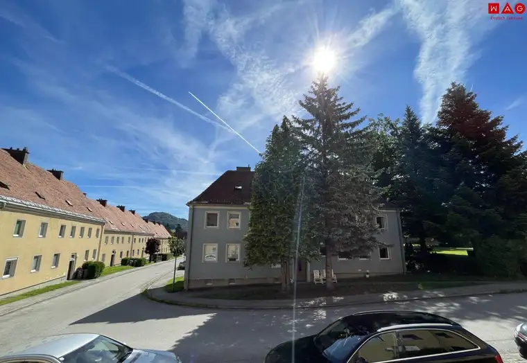 Leistbares Wohnen in der nachgefragten WAG-Siedlung Traisen! Modern geschnittene helle 3 Zimmer Wohnung in ruhiger Lage!