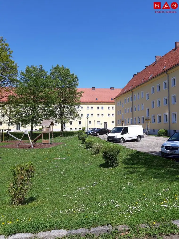 Ruhiges und erholsames Wohnen für junge Familien und Pärchen dank idyllischer Grünlage! Schöne Raumaufteilung! Top-Infrastruktur! Sofort verfügbar!