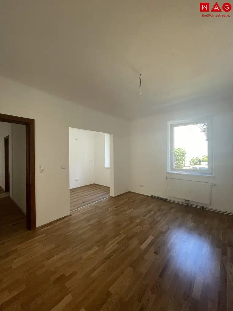 Kleine sehr gut aufgeteilte 3-Raum-Wohnung mit Balkon ins Grüne! Ab sofort!