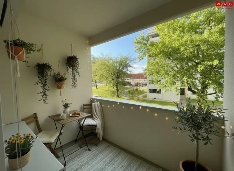 Sanierte &amp; ideal aufgeteilte 3 Raum-Wohnung mit Loggia am Murufer!