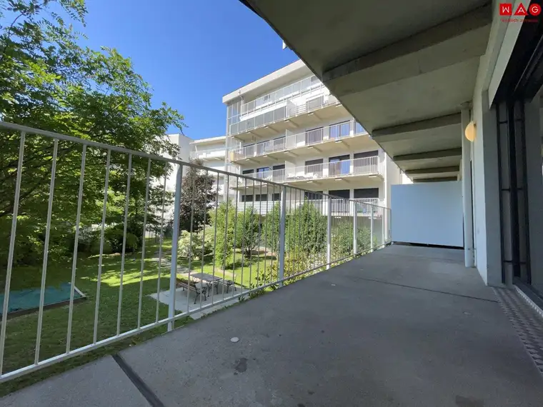 Moderne 2-Raum Wohnung mit großem Süd-Balkon!