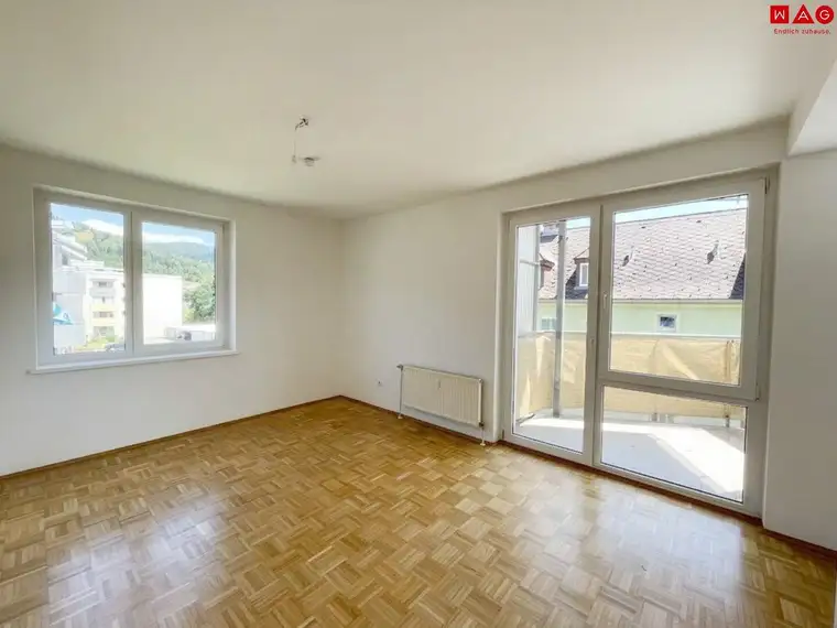 Geräumige 3-Zimmerwohnung im Grünen mit Balkon!