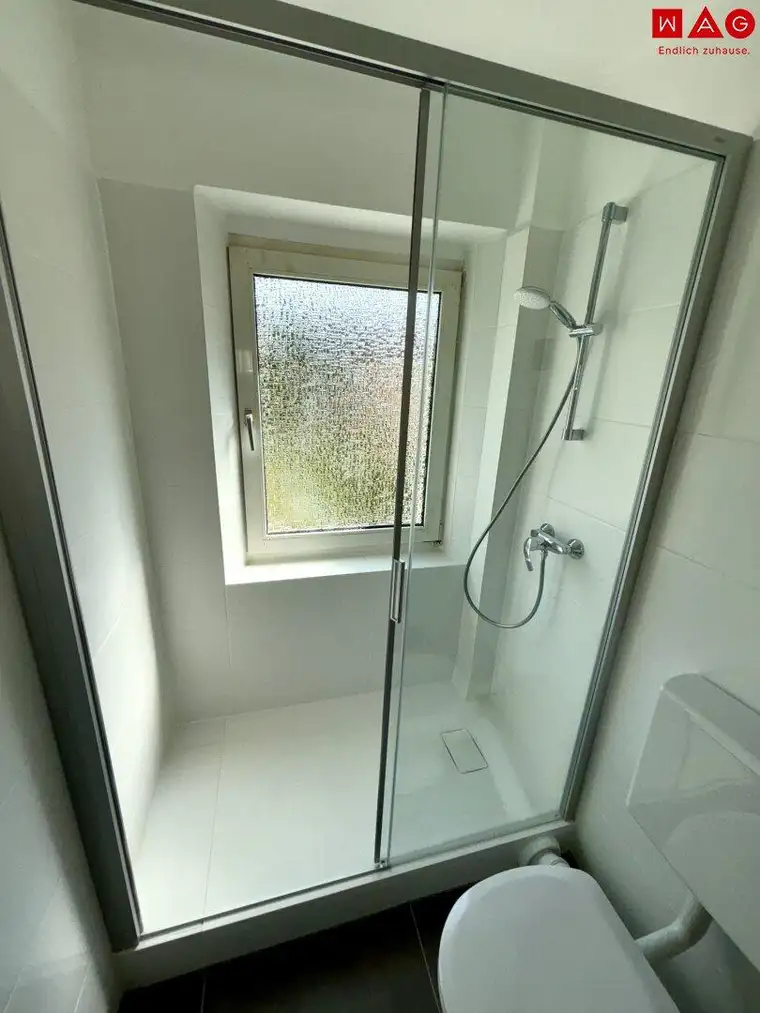 Top-Gelegenheit! Generalsanierung! Perfekte Wohnung für junge Familien und Pärchen dank idyllischer Grünlage und optimaler Infrastruktur! Schöne Raumaufteilung! Ab sofort bezugsfertig!