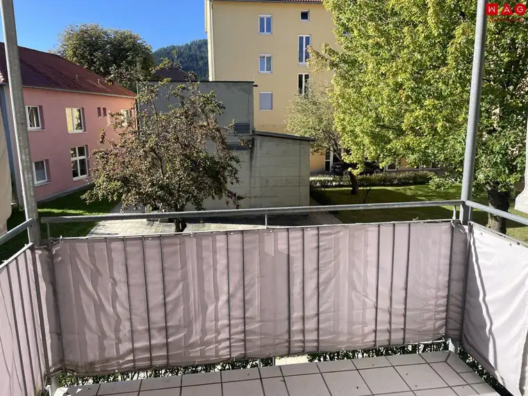 3-Zimmer-Wohnung mit Balkon in zentraler Lage – provisionsfrei!