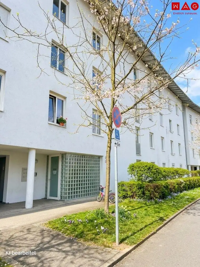 Viel Platz zum Wohlfühlen – 3 Zimmer Wohnung mit Loggia und Tiefgarage in Linz-Ebelsberg! ACHTUNG DIE WOHNUNG WIRD IM NOVEMBER 2026 SANIERT!
