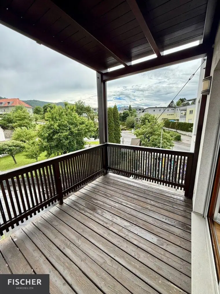 Gemütlich in Villach wohnen: 110m², 3 Zimmer, Balkon, Garage &amp; mehr!