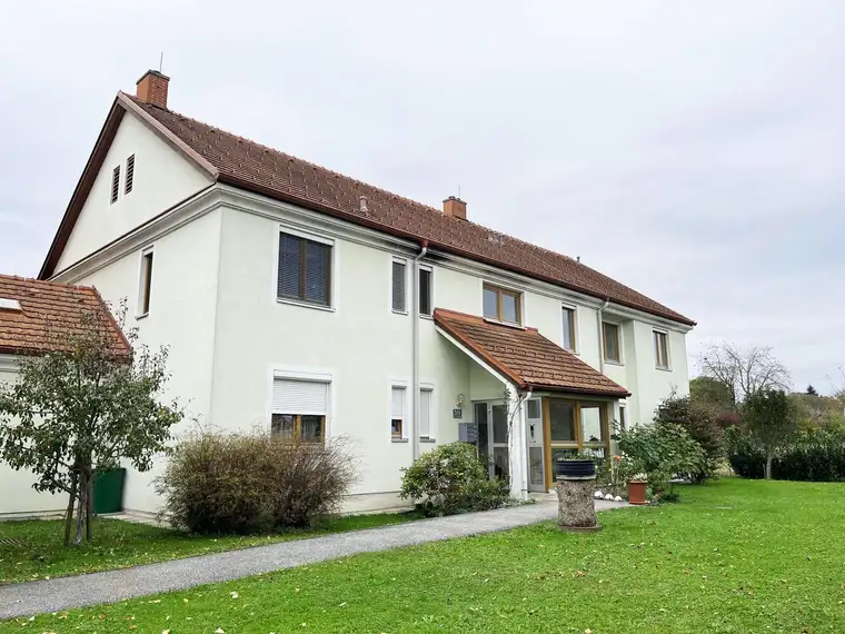 THERMENREGION - 4-Zimmer-Wohnung mit Balkon und Carportparkplatz - geförderte Miete ODER geförderte Miete mit Kaufoption - 4 Zimmer 