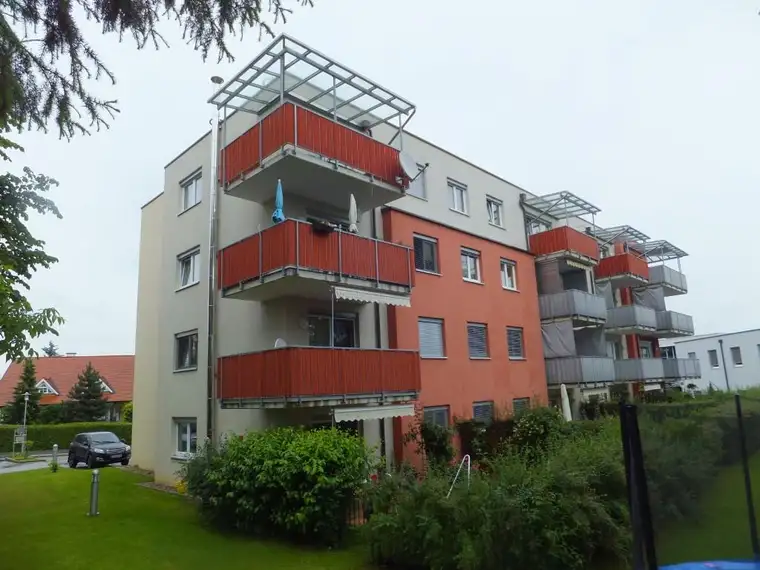 Großzügige 4-Zimmer-Wohnung mit Loggia, Balkon &amp; Tiefgarage in Hartberg - geförderte Miete ODER geförderte Miete mit Kaufoption - 4 Zimmer 