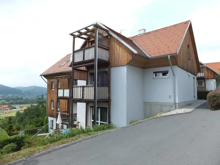 PROVISIONSFREI - Helle 4-Zimmer-Wohnung im Dachgeschoss mit Balkon - geförderte Miete ODER geförderte Miete mit Kaufoption - 4 Zimmer 