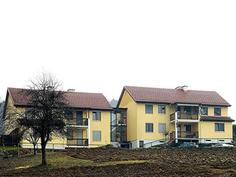 Lichtdurchflutete 3-Zimmer-Wohnung mit Balkon in ruhiger Lage - geförderte Miete ODER geförderte Miete mit Kaufoption - 3 Zimmer 