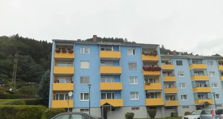 Große 3-Zimmer-Wohnung mit Balkon in Waldnähe zu vermieten - geförderte Miete - 3 Zimmer 