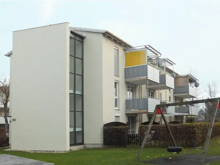 Tolle 3-Zimmer-Wohnung mit Küche, Balkon und Tiefgaragenplatz - geförderte Miete ODER geförderte Miete mit Kaufoption - 3 Zimmer 