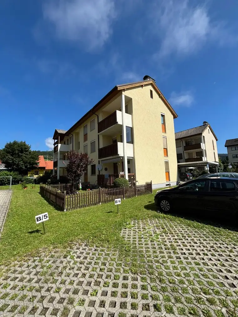 PROVISIONSFREI - geräumige 4-Zimmer-Wohnung mit Balkon - geförderte Miete ODER geförderte Miete mit Kaufoption - 4 Zimmer 