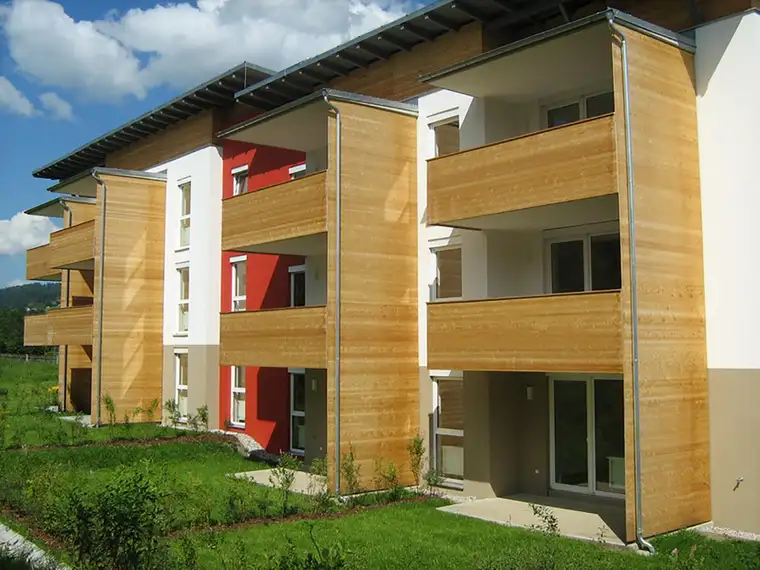 Lichtdurchflutete 3-Zimmer-Gartenwohnung mit Terrasse und Tiefgaragenparkplatz in ruhiger Lage - geförderte Miete ODER geförderte Miete mit Kaufoption - 3 Zimmer 