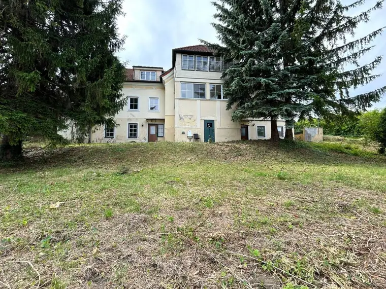 Villa Rosenblick - 7 Wohnungen in Bad Sauerbrunn für´s kleine Geld!