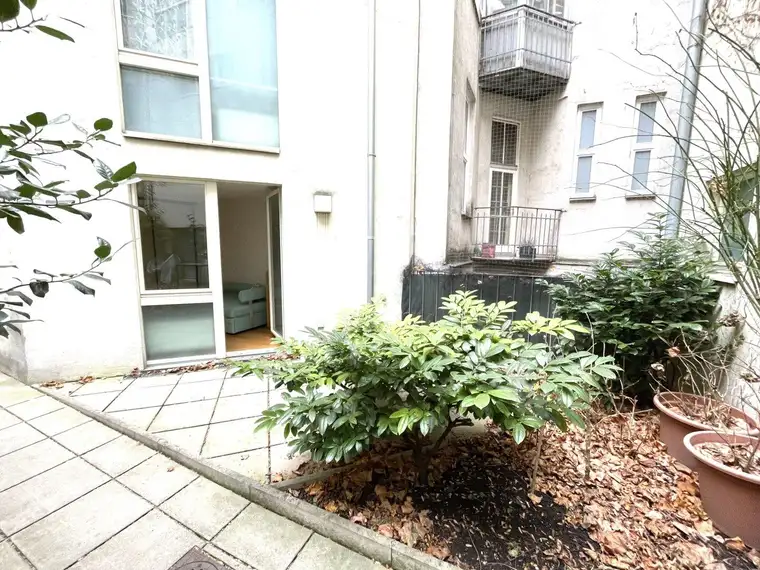 Entzückende Wohnung in gepflegtem Neubau mit Terrasse &amp; Parkplatz in Top Lage