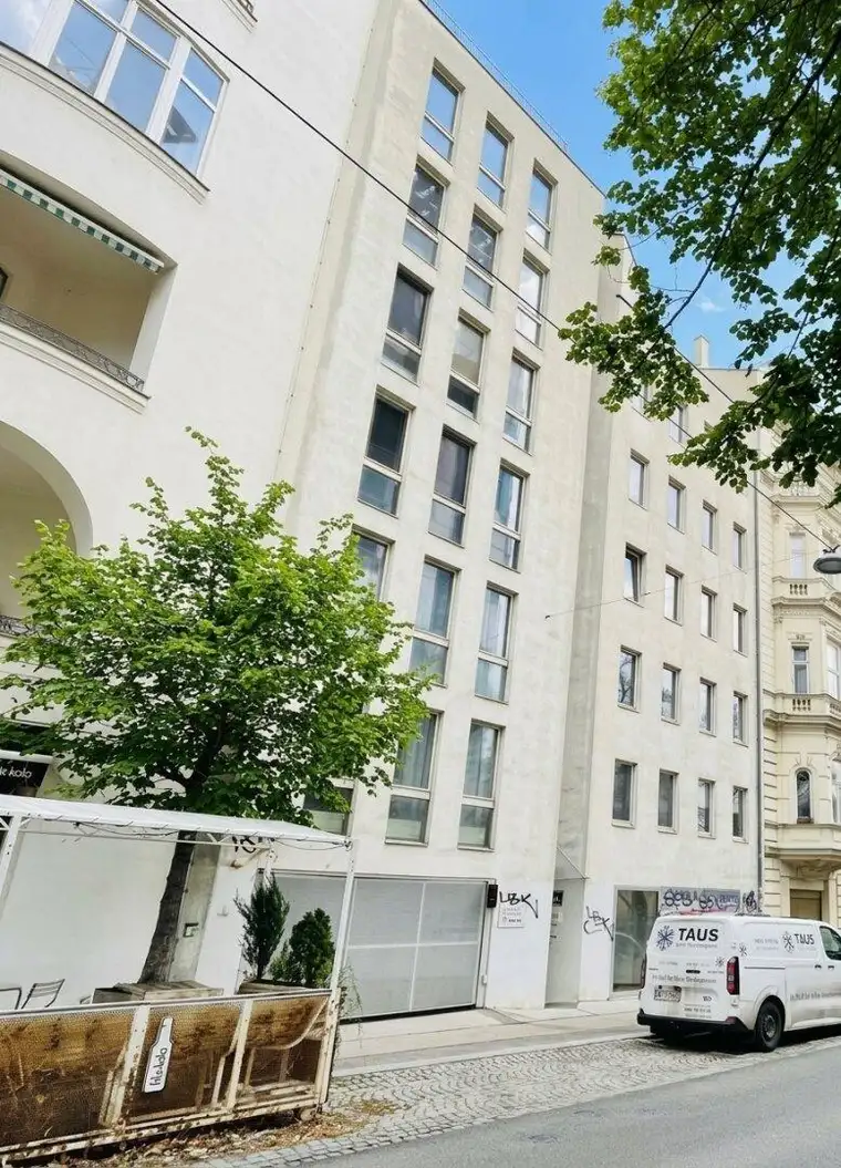 Entzückende Wohnung in gepflegtem Neubau mit Terrasse &amp; Parkplatz in Top Lage