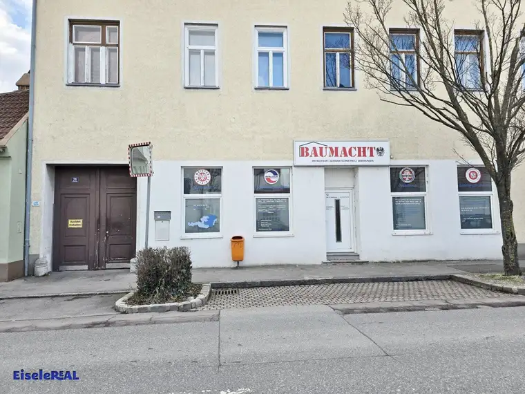 Büro und Lager im Ortszentrum